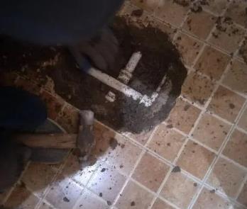大庆卫生间漏水维修公司为您分享下卫生间渗水如何处理及注意事项
